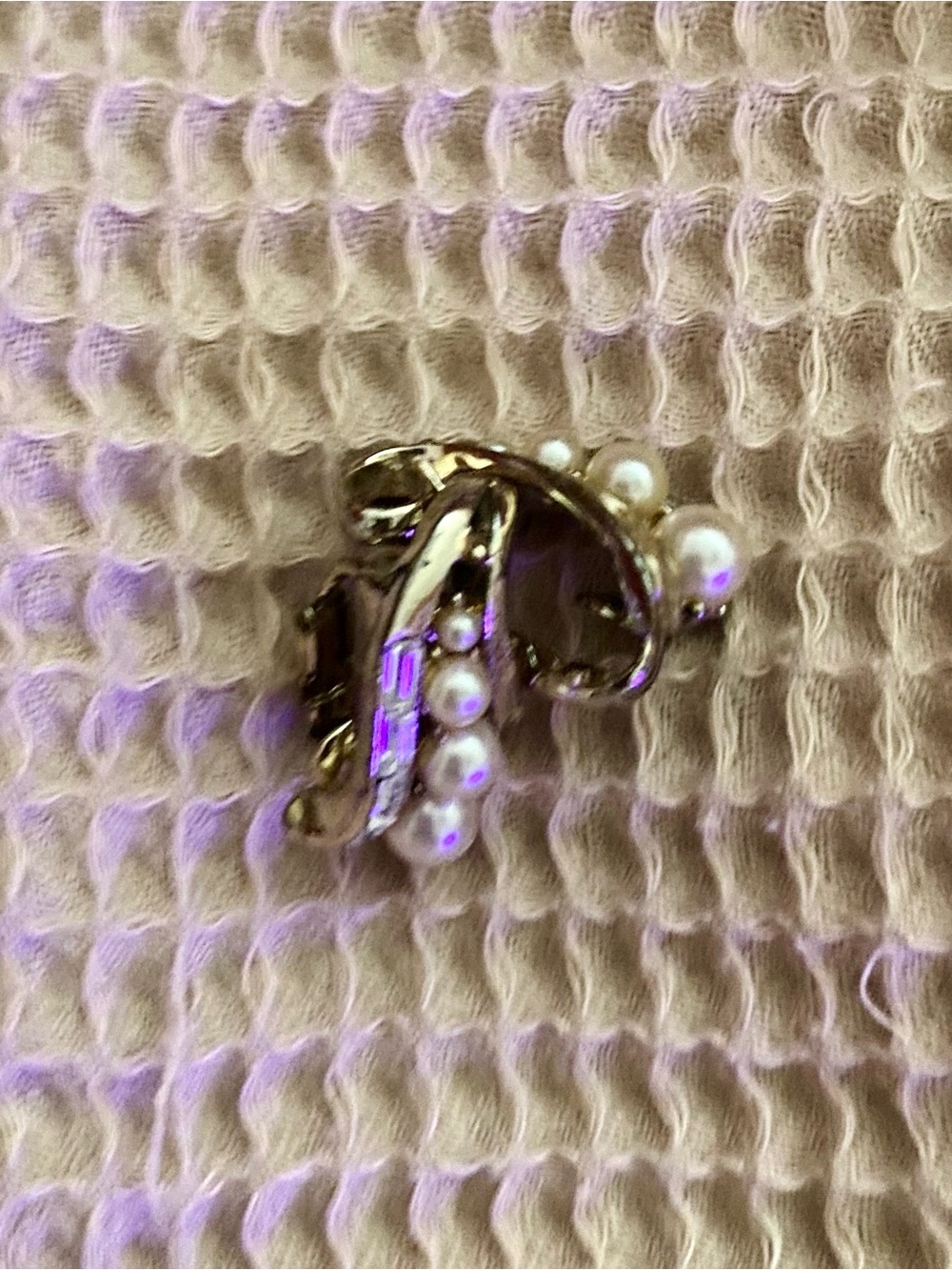 Vintage Pearl and Rhinestone clip on sterling like earring’s.
